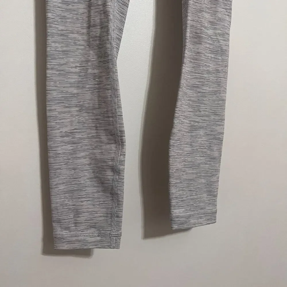 Lululemon White and Grey High Rise Wunder Under 25" Leggings - Picture 3 of 6
